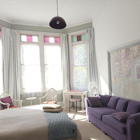 Quirky Villa Homestay Whanganui Ngoại thất bức ảnh